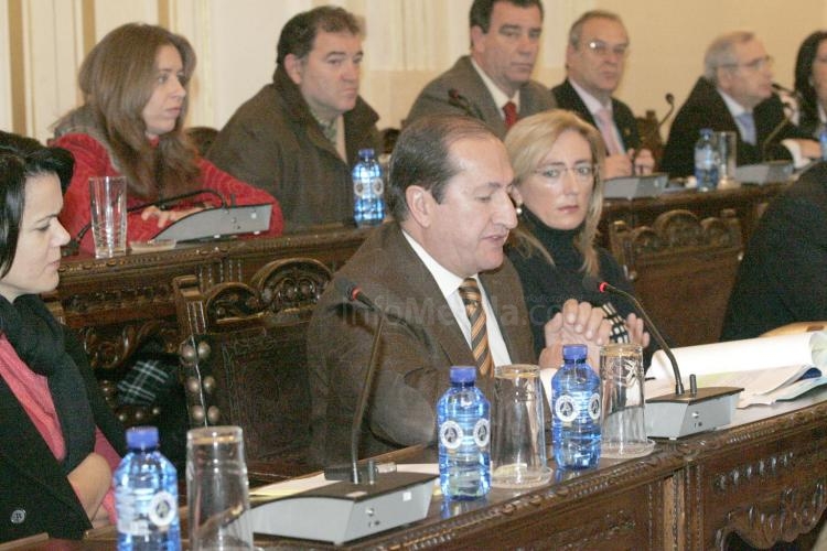 El Pleno autoriza a 4 empresas locales a seguir ejerciendo su labor industrial en suelo rural de forma provisional