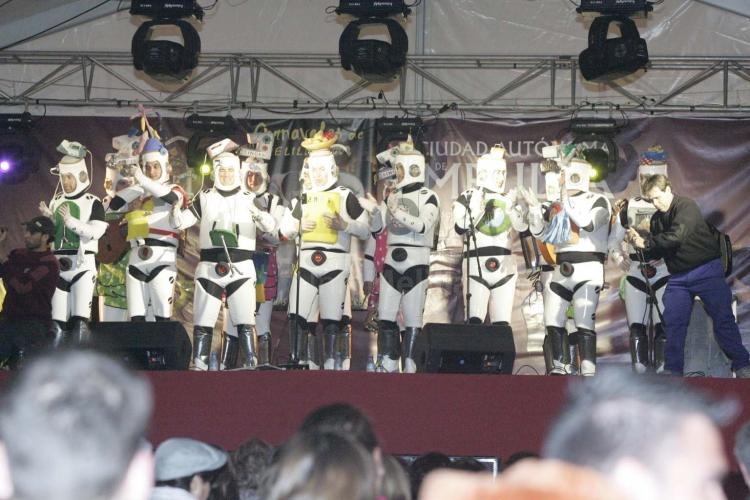 El Carnaval llega a Melilla inundando sus calles de alegría y diversión