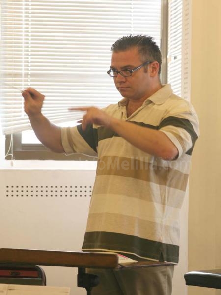 Vicente Mendoza: "Tengo muchas ilusiones puestas en el Teatro Nacional porque supondrá un antes y un después en mi etapa en Melilla"