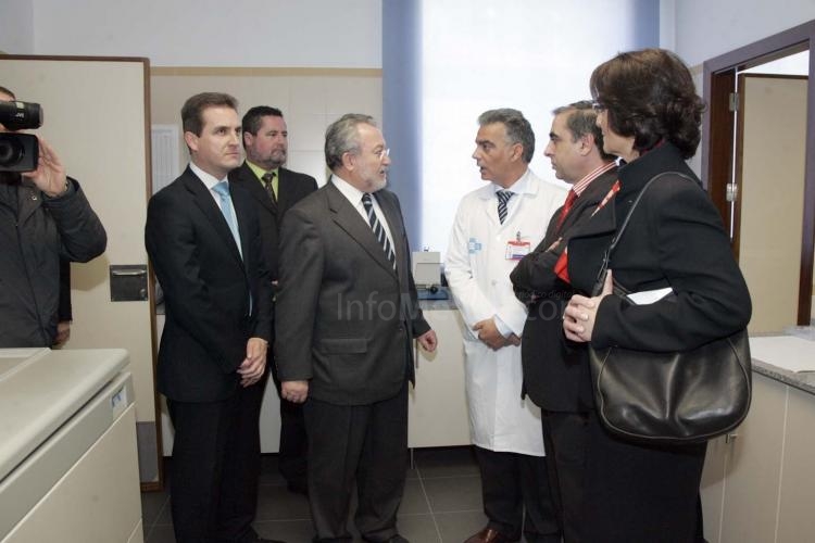 El ministro de Sanidad inaugura el centro de transfusión del del nuevo Centro de Salud de Melilla
