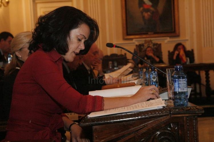 El Gobierno local asegura que su política social y de menores ha mejorado de manera "espectacular", mientras la oposición critica su "mala" gestión