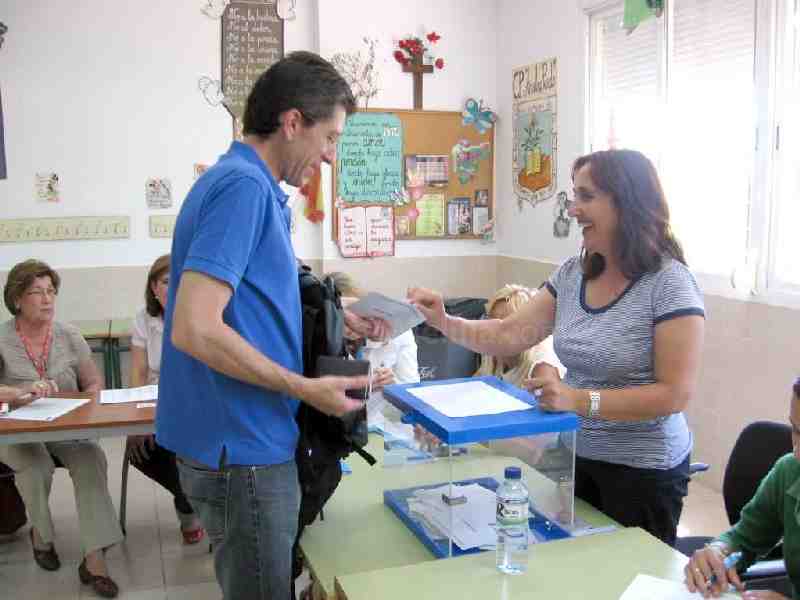 Melilla registra hasta las 18.00 horas un 23,90 por ciento de participación electoral, índice ligeramente superior al registrado en 2004