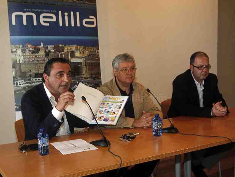 El ilustrador Antonio Tello presenta un cómic sobre la historia de Melilla