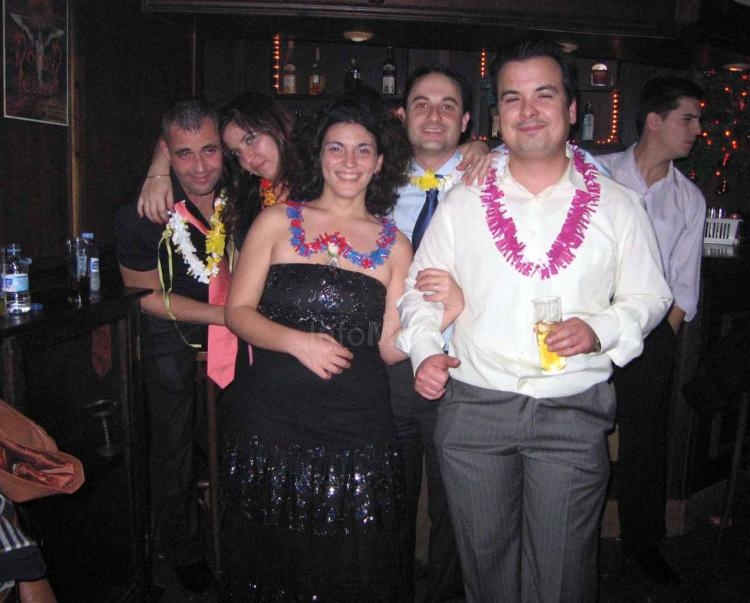 Los melillenses despiden el 2008 y celebran la llegada del 2009 por todo lo alto