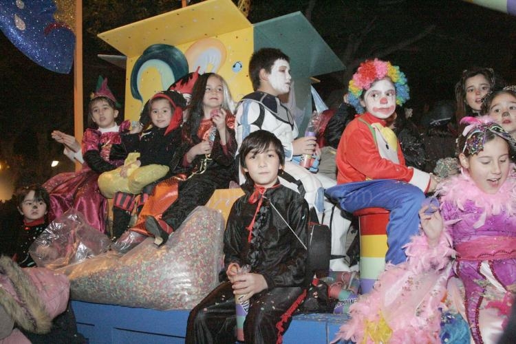 La tradicional quema de la sardina pone el punto y final al Carnaval de Melilla 2009