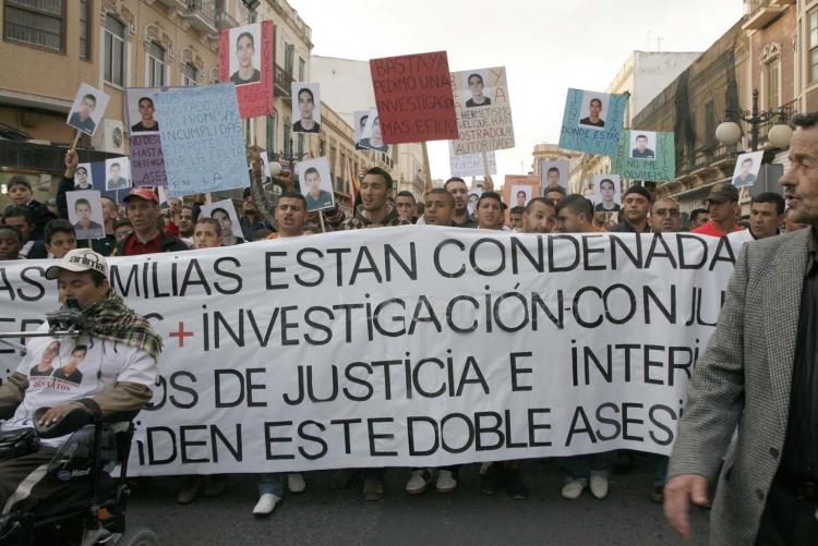 Alrededor de 500 melillenses participan en la manifestación para pedir justicia para Rachid y Salam