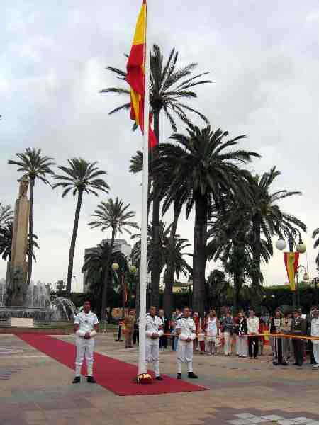 Alrededor de 1.600 militares participan en el desfiles del Días de las Fuerzas Armadas en Melilla