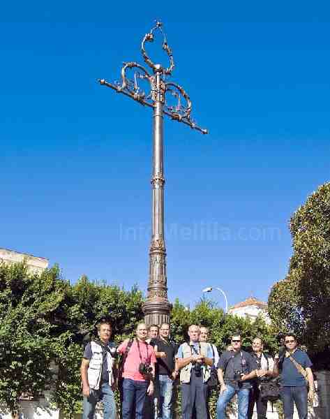 Photowalk Melilla rinde homenaje al centenario de la farola dedicada al general Venancio Hernández