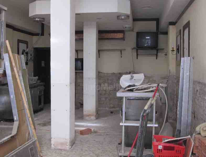 Antonio Miranda visita las obras de mejora de la Casa de Melilla en Málaga