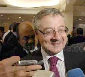 Guerra cree que la visita de Blanco a Melilla se que en 'nada de nada' y mera 'palabrería'.