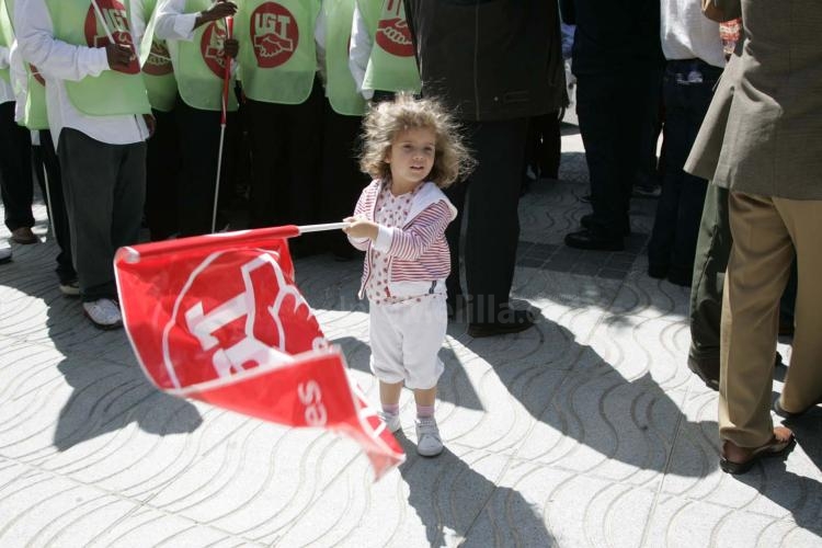 UGT celebra un 1º de Mayo marcado por la crisis económica y proponiendo un gran pacto por el empleo