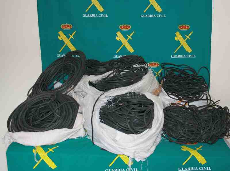 La Guardia Civil interviene media tonelada de cable eléctrico procedente del robo