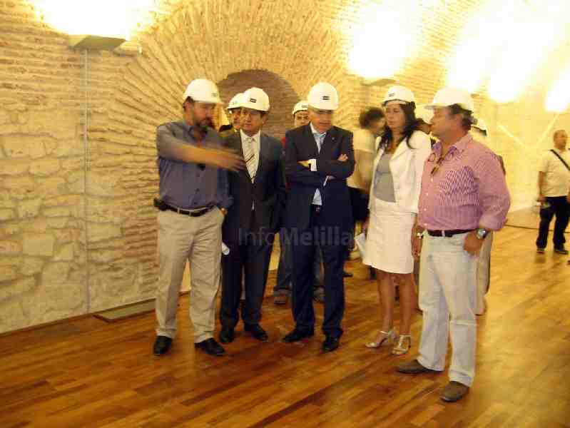 Imbroda alaba la "magnífica" actuación en el almacén de las Peñuelas con la recuperación del 95 por ciento de su estado original