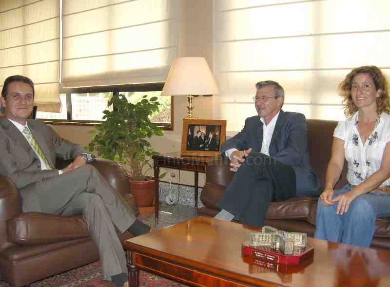 Gregorio Escobar recibe a la nueva Ejecutiva de Unión General de Trabajadores