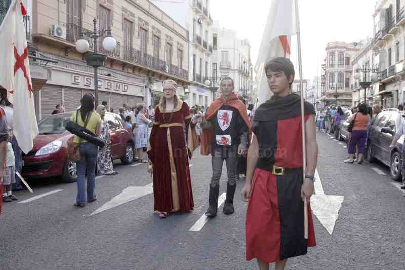 Miles de melillenses disfrutan ya de la Melilla más medieval
