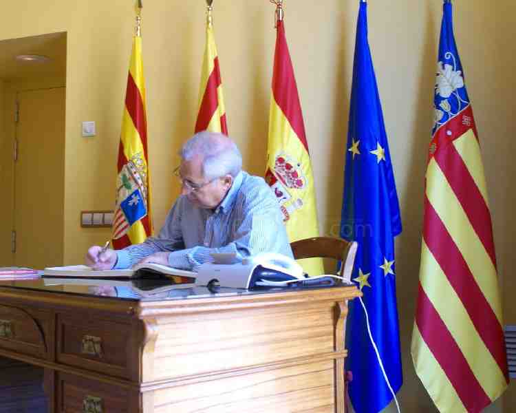 Melilla y Barcelona, más unidas que nunca gracias a la Casa de representación regional
