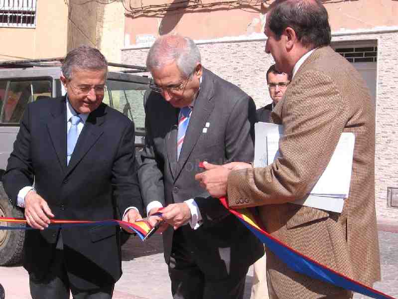 Imbroda ha sido el encargado de inaugurar la actuación
