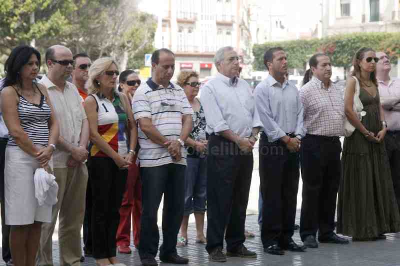 Melilla protagoniza una nueva concentración contra ETA y vuelve a reafirmar su voluntad democrática frente a los violentos