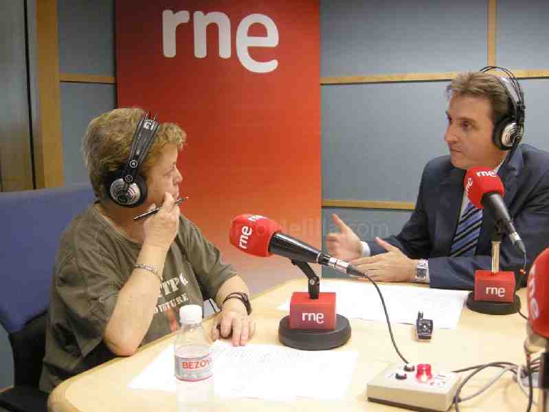 Escobar durante su entrevista a RNE