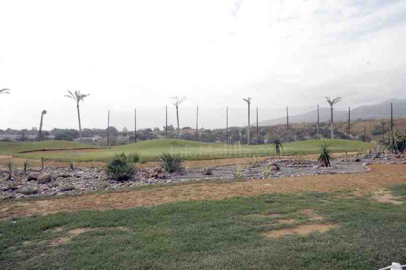 Imbroda inaugura el campo de golf convencido de que satisface las demandas de muchos melillenses y que supondrá un reclamo turístico