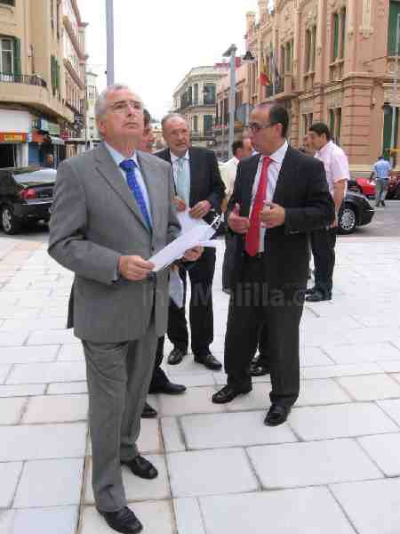 El centro de Melilla ofrece una nueva cara tras la inauguración de la nueva Plaza Aviación Española