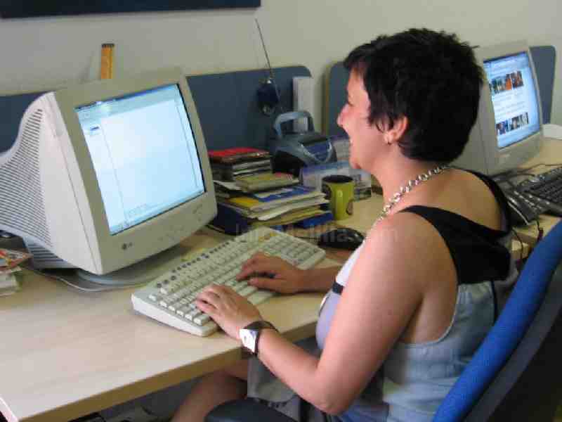 Transcripción del chat entrevista con Rosa López Ochoa, candidata socialista en las Elecciones Europeas 2009