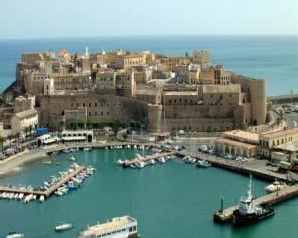 Melilla se ofrece a Samecki como territorio comunitario 'vínculo entre Europa y África'