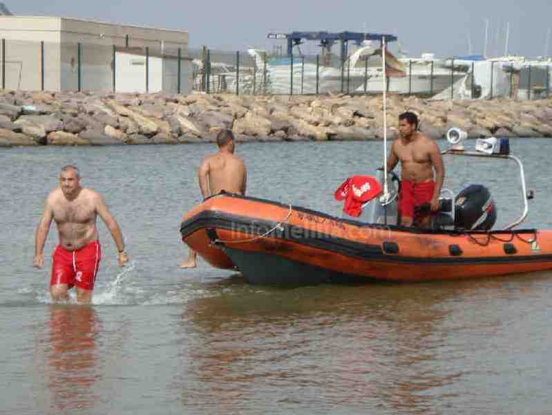 En estado muy grave una tía del menor que falleció ahogado en la playa de San Lorenzo