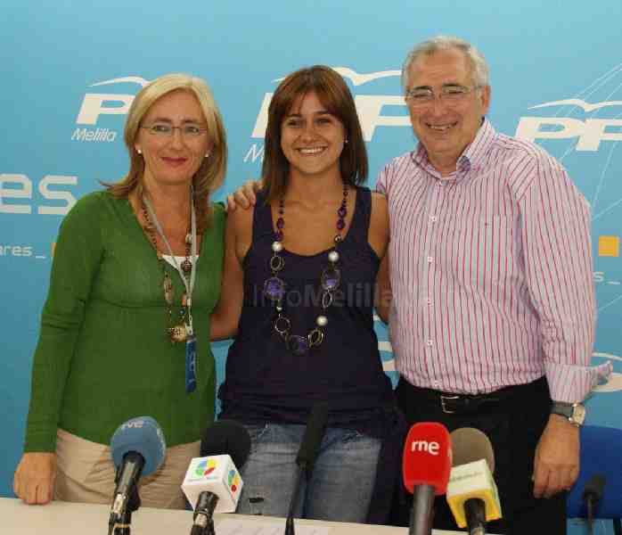 Imbroda destaca la gran diferencia existente con el PSOE a quienes han superado en casi un 20 por ciento