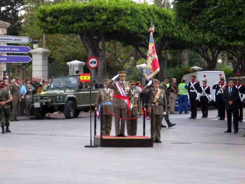 Alrededor de 1.600 militares participan en el desfiles del Días de las Fuerzas Armadas en Melilla