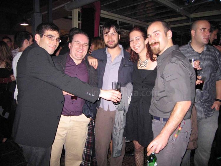 Los melillenses despiden el 2008 y celebran la llegada del 2009 por todo lo alto