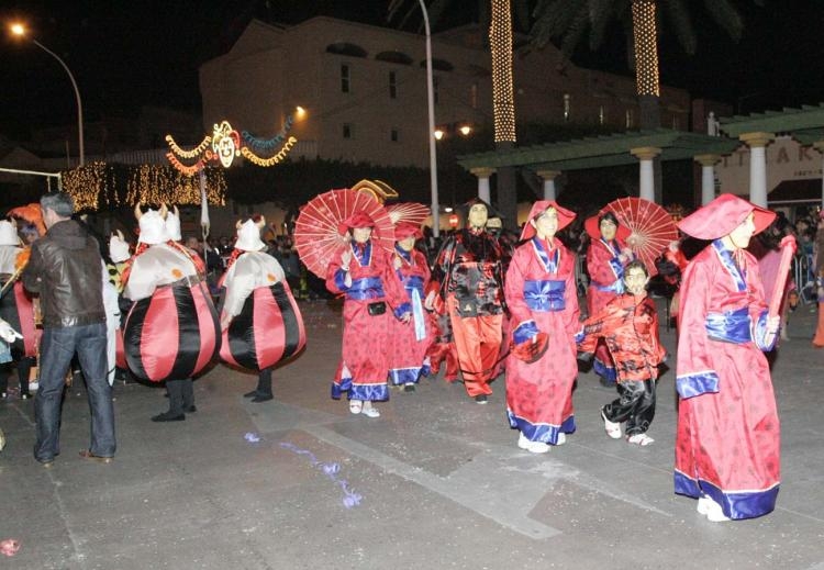 La tradicional quema de la sardina pone el punto y final al Carnaval de Melilla 2009
