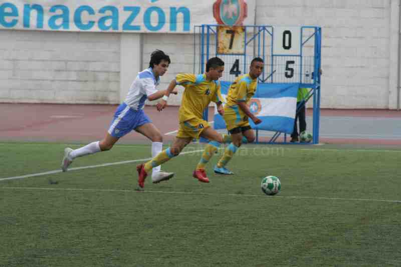 Una de las jugadas del partido