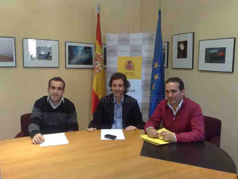 La Ciudad Autónoma de Melilla y el INJUVE firman un convenio de colaboración con una dotación de 60.000 euros