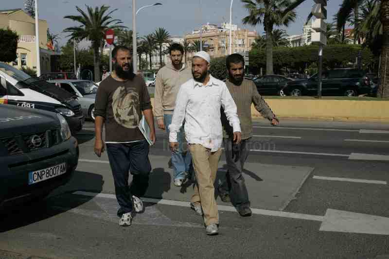 Principio de acuerdo entre la Delegación y los vecinos de La Cañada para poner fin a las movilizaciones
