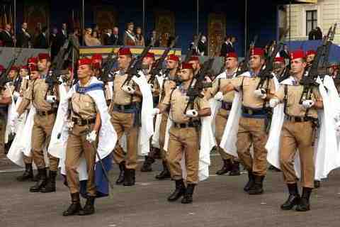 Melilla concederá su Medalla de Oro al Grupo de Regulares 52 y el Regimiento de Artillería el próximo día 17