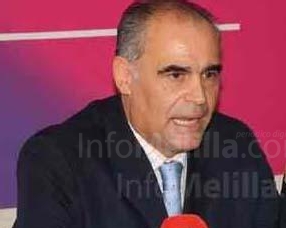 Emilio Guerra considera que Gobierno y oposición tienen 'nulo interés' por dialogar