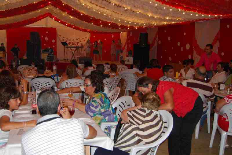 Rock, copla y un concurso de paellas, centran la recta final de la Feria en la Caseta del PSOE