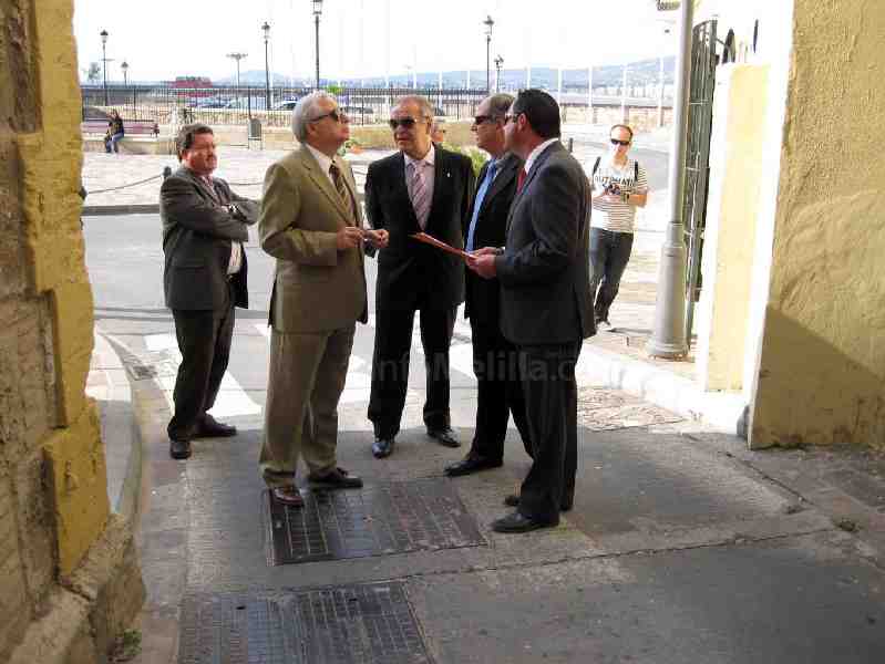 El Gobierno local refuerza la seguridad de Melilla la Vieja y continúa con su embellecimiento para atraer más turistas