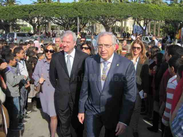 Melilla celebra los 32 años de la Constitución Española reivindicando igualdad para todos