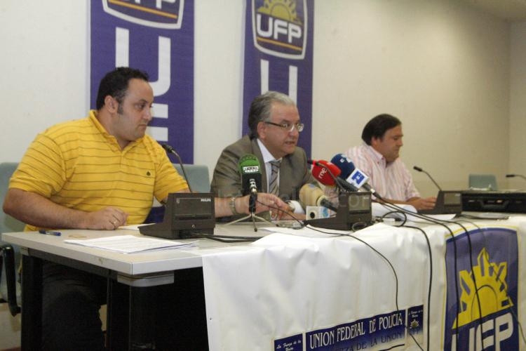 La UFP pide que la Fiscalía investigue las vejaciones a policías en la frontera de Melilla