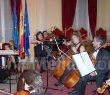 IAE y la Banda de Música recaudan 1.660 euros para los damnificados de Haití
