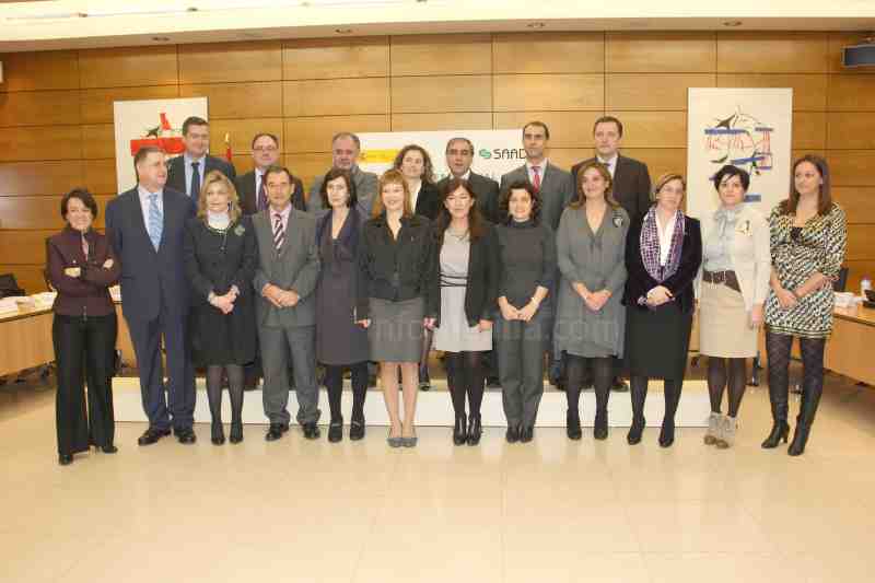 Gobierno y autonomías acuerdan los niveles de protección de las personas dependientes
