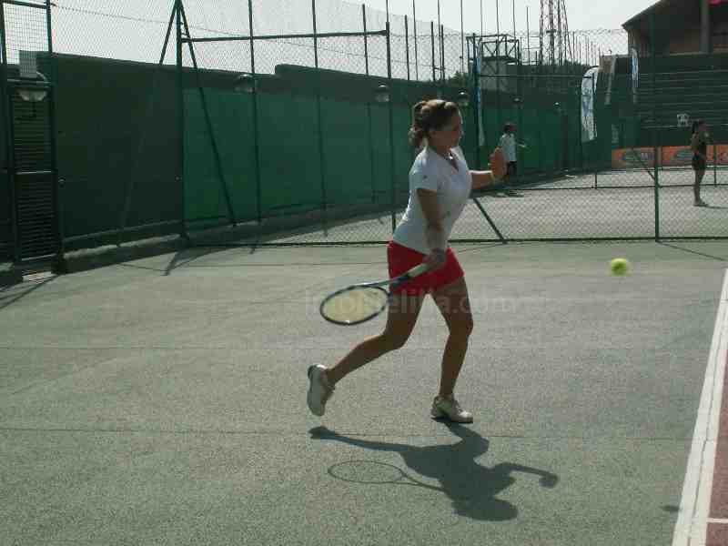 Tenis (VII Internacional Femenino "Ciudad de Melilla"): Se disputaronun total de 12 encuentros
