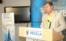 Robles en rueda de prensa