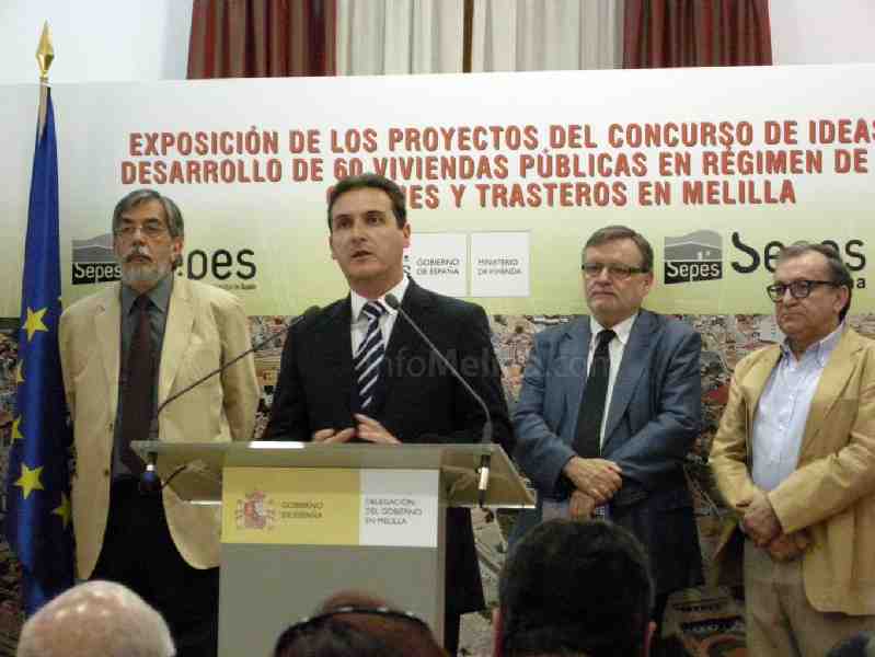 El Casino Militar alberga una exposición sobre los proyectos presentados al concurso de ideas para construir 60 viviendas protegidas del Estado