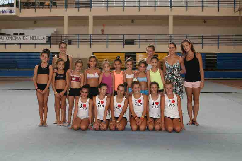 Un grupo de gimnastas melillenses