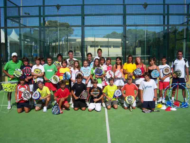 Equipo de menores al completo