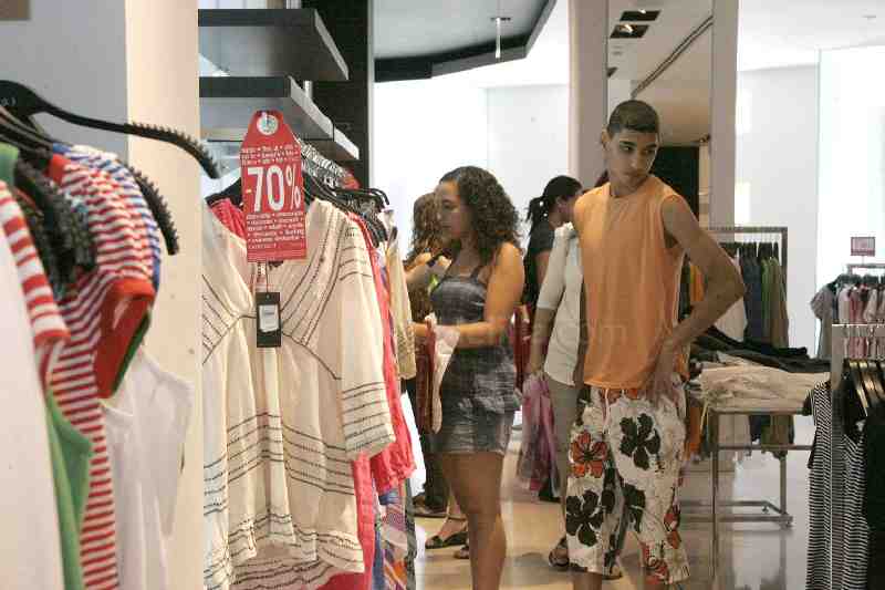 Concluyen las fiestas navideñas y comienza un nuevo período de rebajas marcado de nuevo por la crisis económica