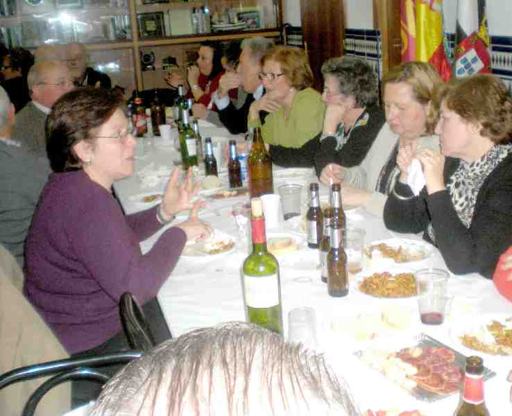 Los melillenses de Sevilla brindan por el Día de Andalucía